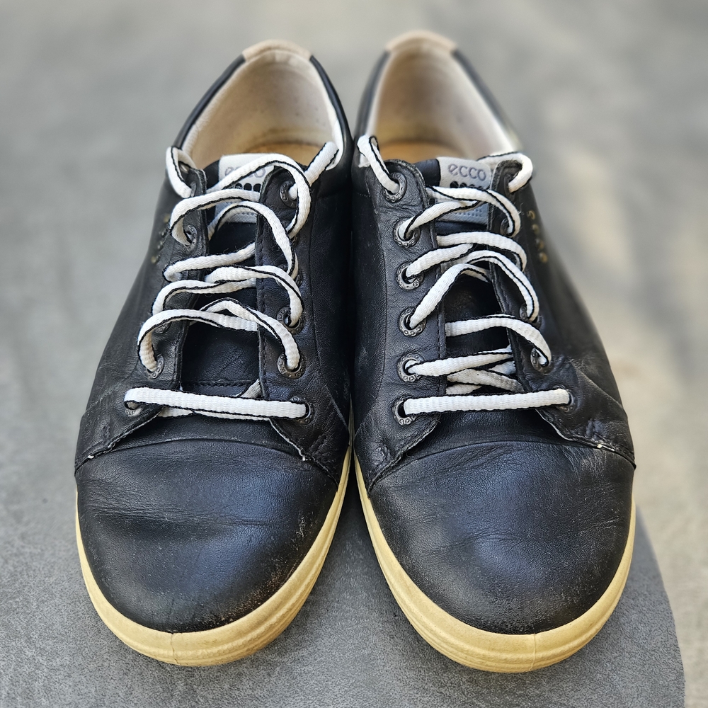 Ecco Black Leather Golf Shoes